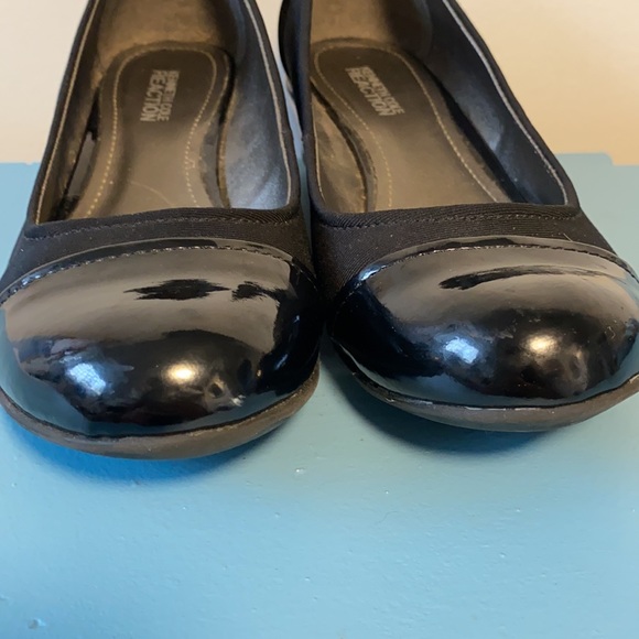 🎉5/$30 - Black patent lifted flats - Picture 7 of 7